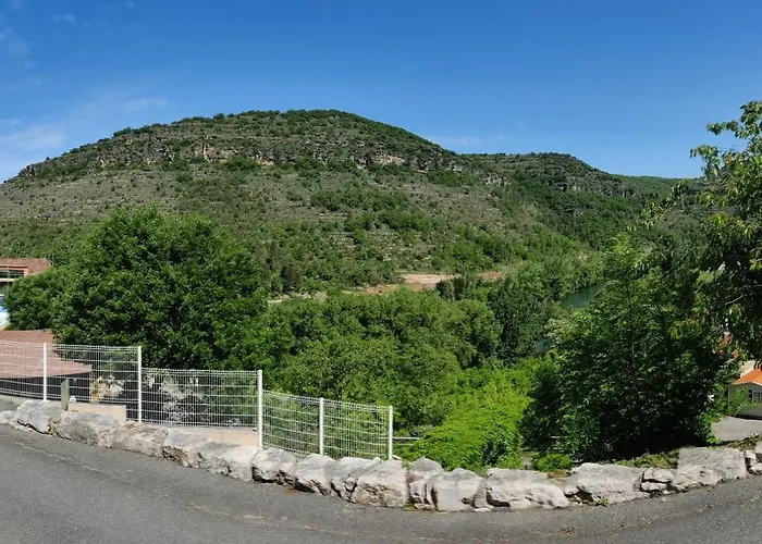 Cascade Aveyron Camping *