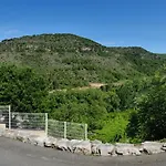 Cascade Aveyron Kemping *