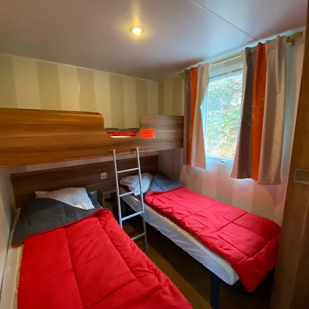 Cascade Aveyron Kamp alanı *