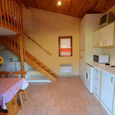 Kamp alanı Cascade Aveyron Saint-Rome-de-Tarn